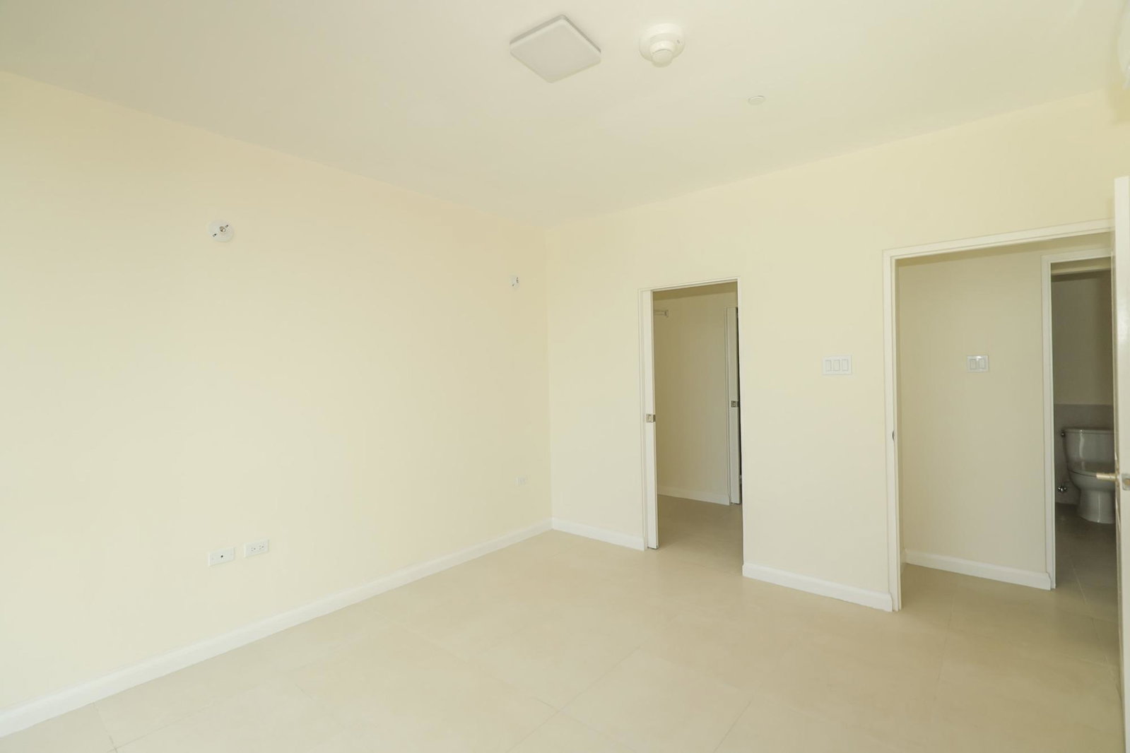 Luxury-Apartment-for-Sale-in-New-Kingston-The-Cambridge Twelfth image of b 707-4 Musgrave Avenue in NEW KINGSTON, St. Andrew, Jamaica - property is For Sale