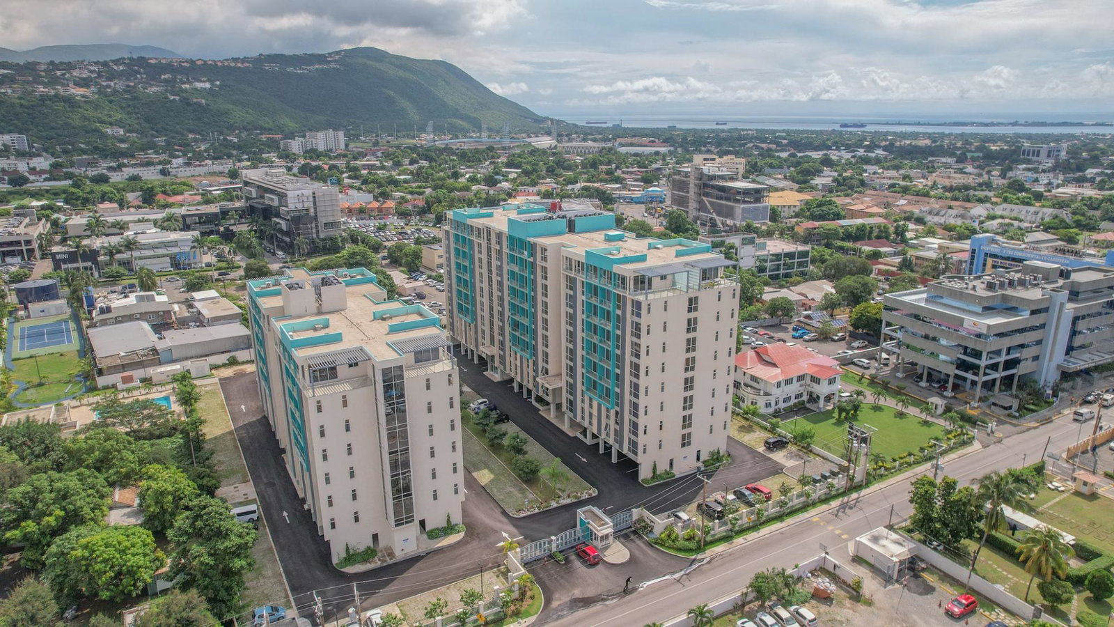 Luxury-Apartment-for-Sale-in-New-Kingston-The-Cambridge Sixteenth image of b 707-4 Musgrave Avenue in NEW KINGSTON, St. Andrew, Jamaica - property is For Sale