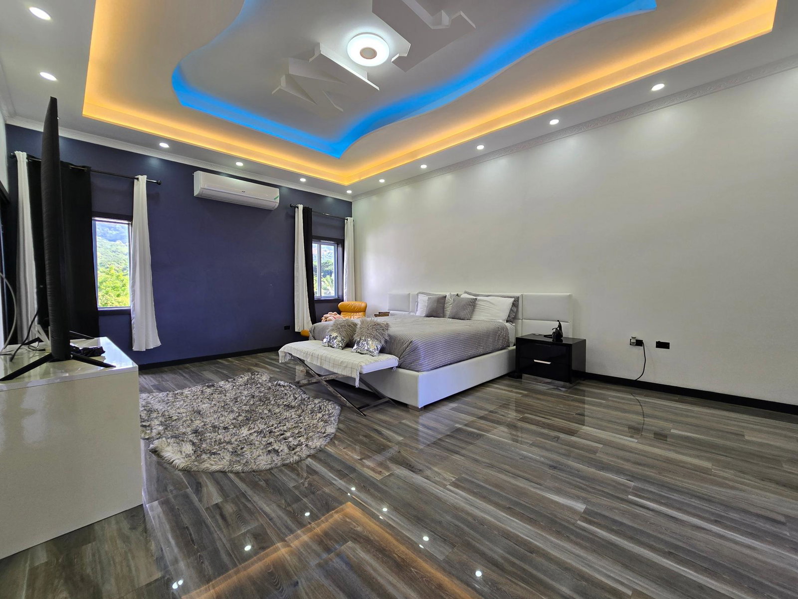 Luxury-Penthouse-for-Sale-in-Norbrook-Jamaica-4-Bedroom-Elegance Sixth image of 6-32 Norbrook Drive in Kingston 8, St. Andrew, Jamaica - property is For Sale
