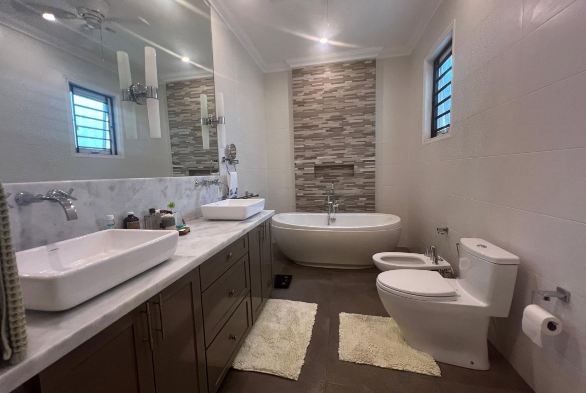 Twelfth image of 14a-25 Liguanea Avenue in Kingston 6, St. Andrew, Jamaica - property is For Sale