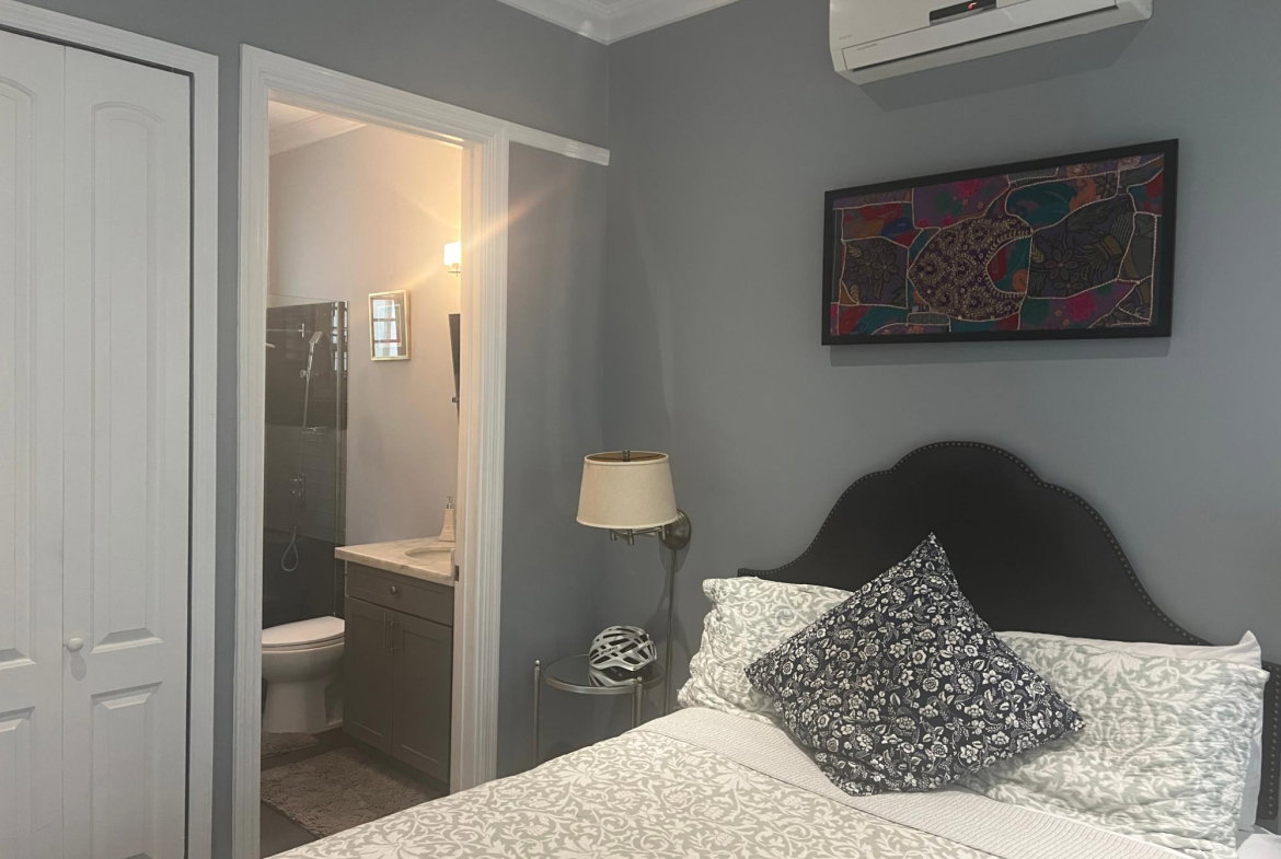 Fourteenth image of 14a-25 Liguanea Avenue in Kingston 6, St. Andrew, Jamaica - property is For Sale