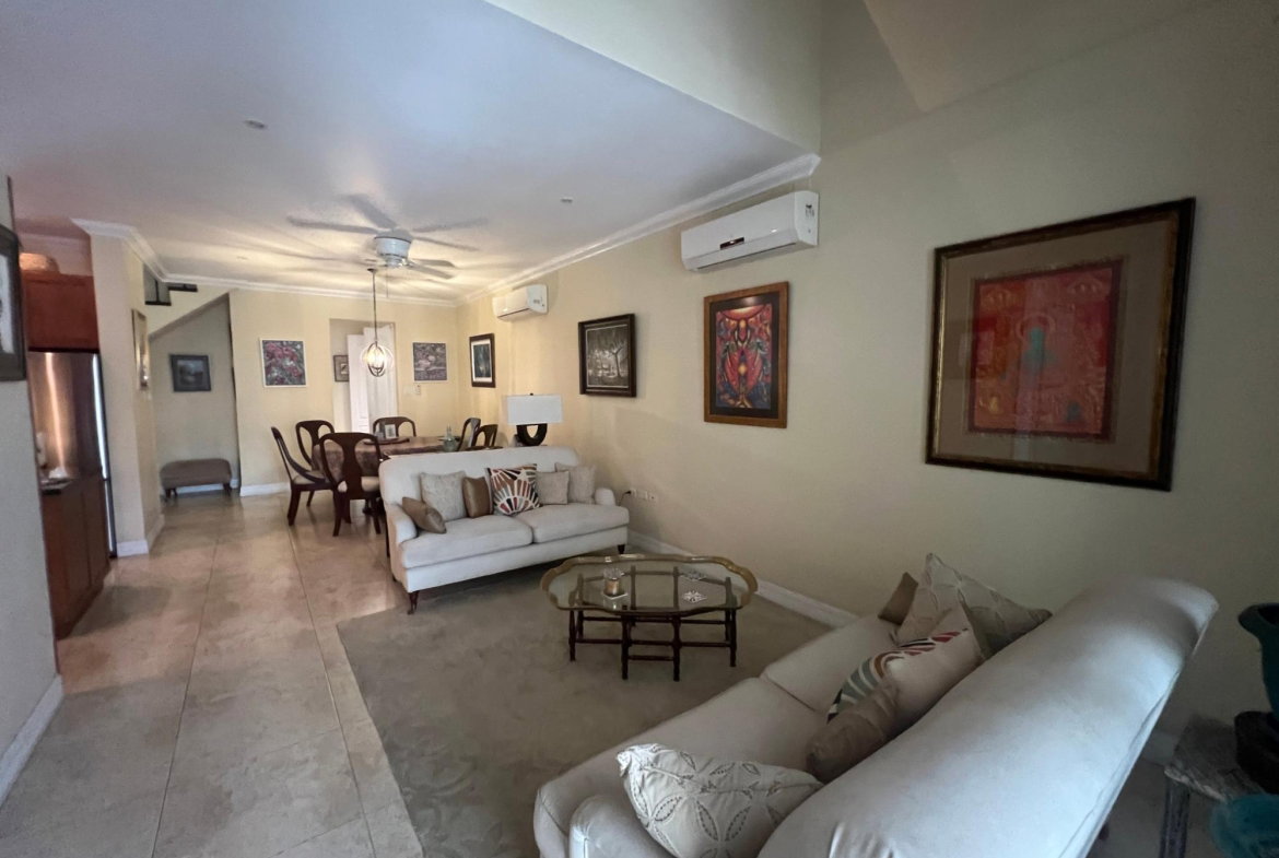 Tenth image of 14a-25 Liguanea Avenue in Kingston 6, St. Andrew, Jamaica - property is For Sale