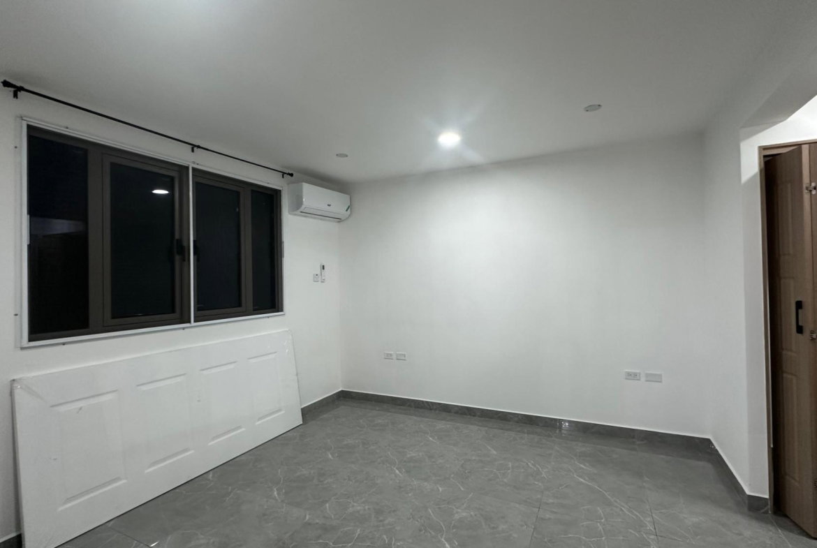 Tenth image of B2-50 1/4 Deanery Road in Vineyard Town, St. Andrew, Jamaica - property is For Rent