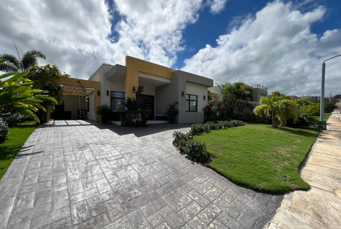 Fifth image of 79 Pyramid Point in Ocho Rios, St. Ann, Jamaica - property is For Sale