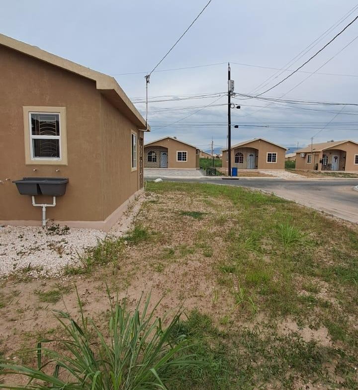 Third image of 640- Phoenix Park Village 2 in Phoenix Park, St. Catherine, Jamaica - property is For Rent