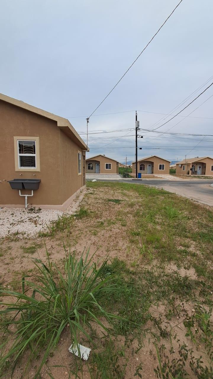 Third image of 640- Phoenix Park Village 2 in Phoenix Park, St. Catherine, Jamaica - property is For Rent
