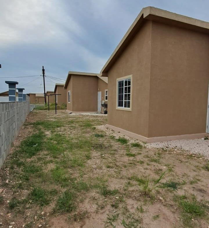 Fifth image of 640- Phoenix Park Village 2 in Phoenix Park, St. Catherine, Jamaica - property is For Rent