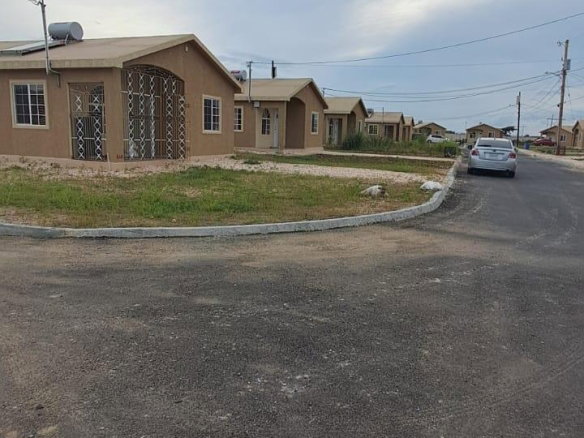 First image of 640- Phoenix Park Village 2 in Phoenix Park, St. Catherine, Jamaica - property is For Rent
