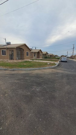 First image of 640- Phoenix Park Village 2 in Phoenix Park, St. Catherine, Jamaica - property is For Rent