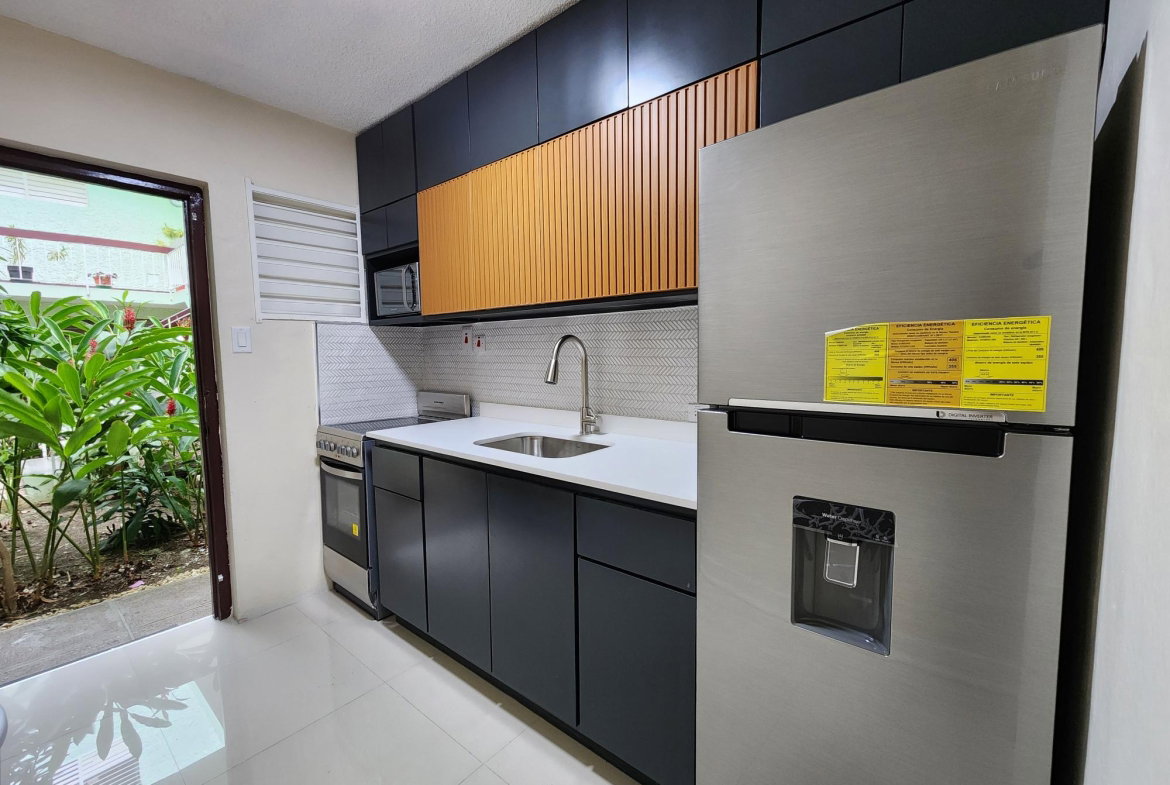 Second image of 21a-14 Clieveden Avenue in Kingston 6, St. Andrew, Jamaica - property is For Rent