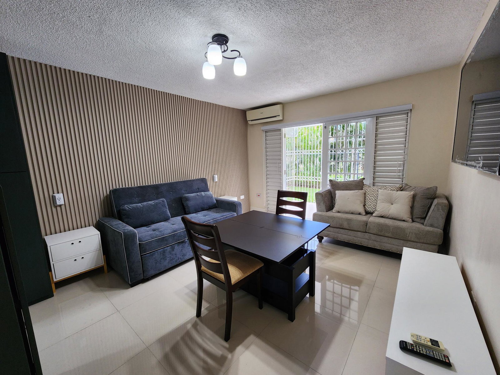 Third image of 21a-14 Clieveden Avenue in Kingston 6, St. Andrew, Jamaica - property is For Rent