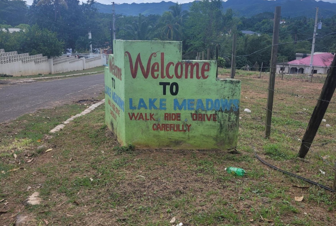 Second image of 12 Lake Meadows in Linstead, St. Catherine, Jamaica - property is For Sale