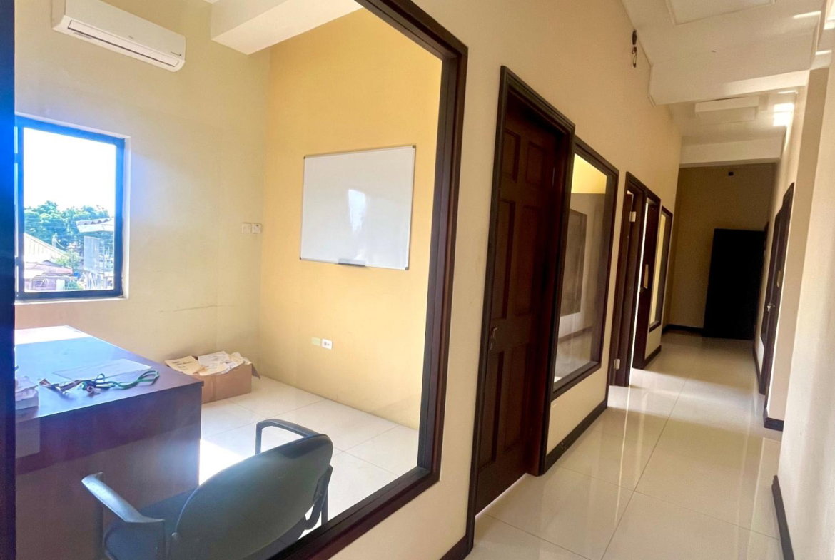 Sixth image of 3 Aldington Avenue in Kingston 10, St. Andrew, Jamaica - property is For Rent