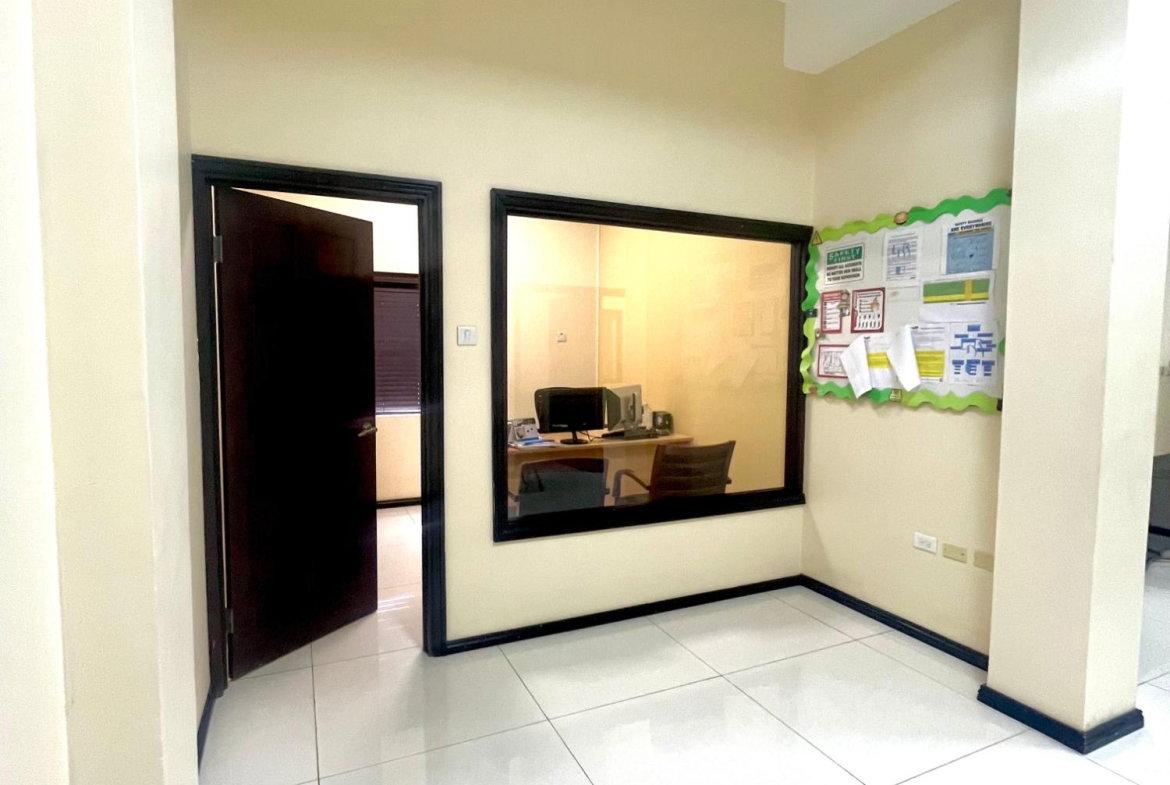 Seventh image of 3 Aldington Avenue in Kingston 10, St. Andrew, Jamaica - property is For Rent