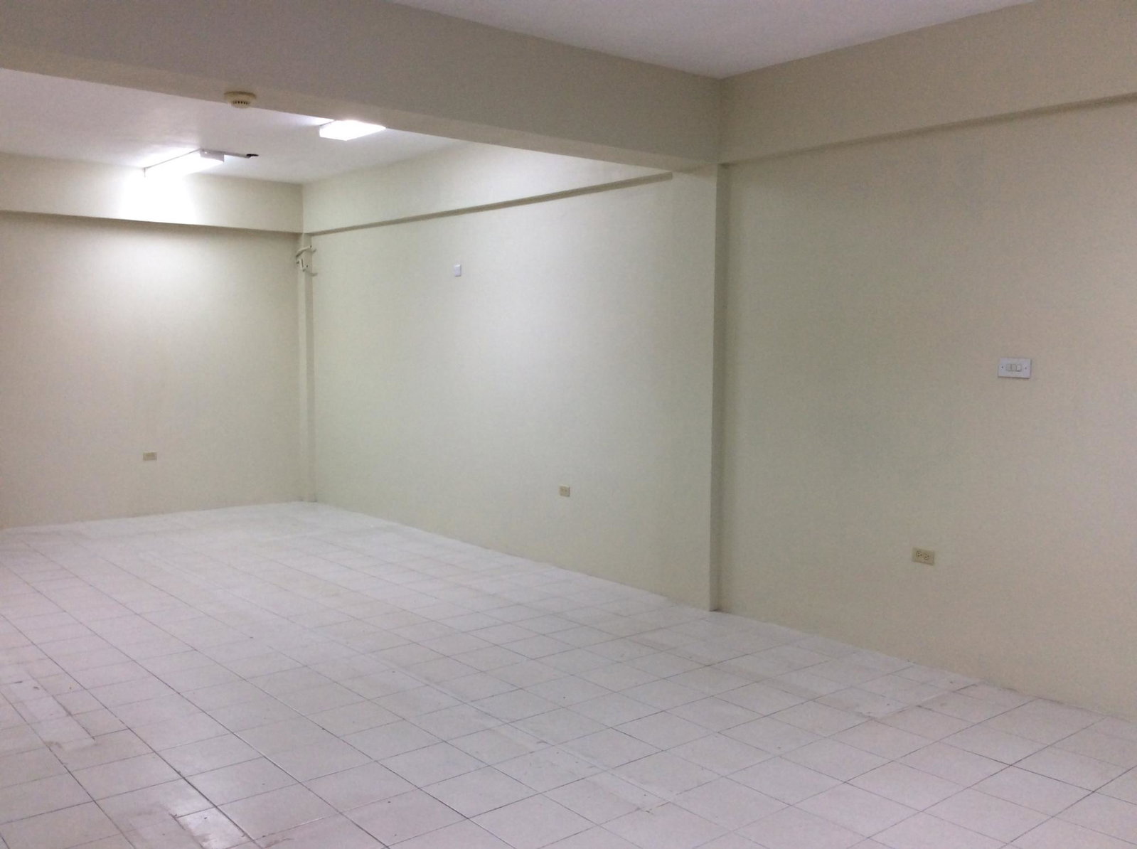 Prime-Commercial-Space-for-Rent-in-St.-Catherine-Jamaica Third image of 5a - 5b 5a - 5b Congreve Park, in Greater Portmore, St. Catherine, Jamaica - property is For Rent