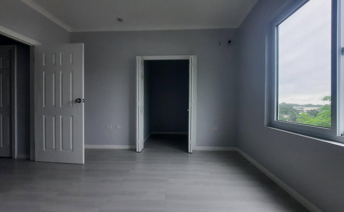 Thirteenth image of 4-56b Chevy Chase in Kingston 19, St. Andrew, Jamaica - property is For Rent