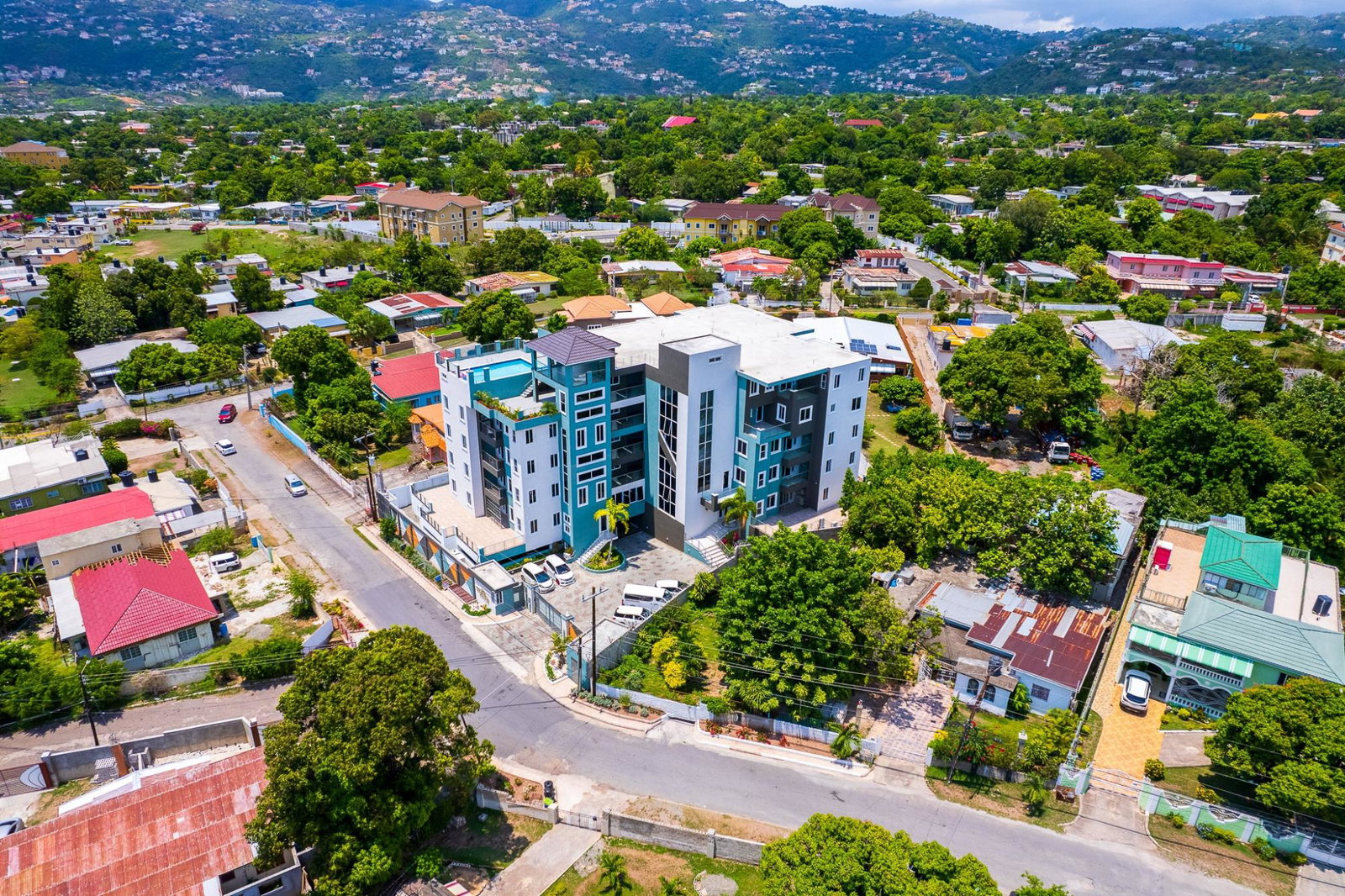 Spacious-2-Bed2.5-Bath-Apartment-for-Rent-in-St.-Andrew-Jamaica Second image of 5-36 Merrivale Avenue in Kingston 8, St. Andrew, Jamaica - property is For Rent