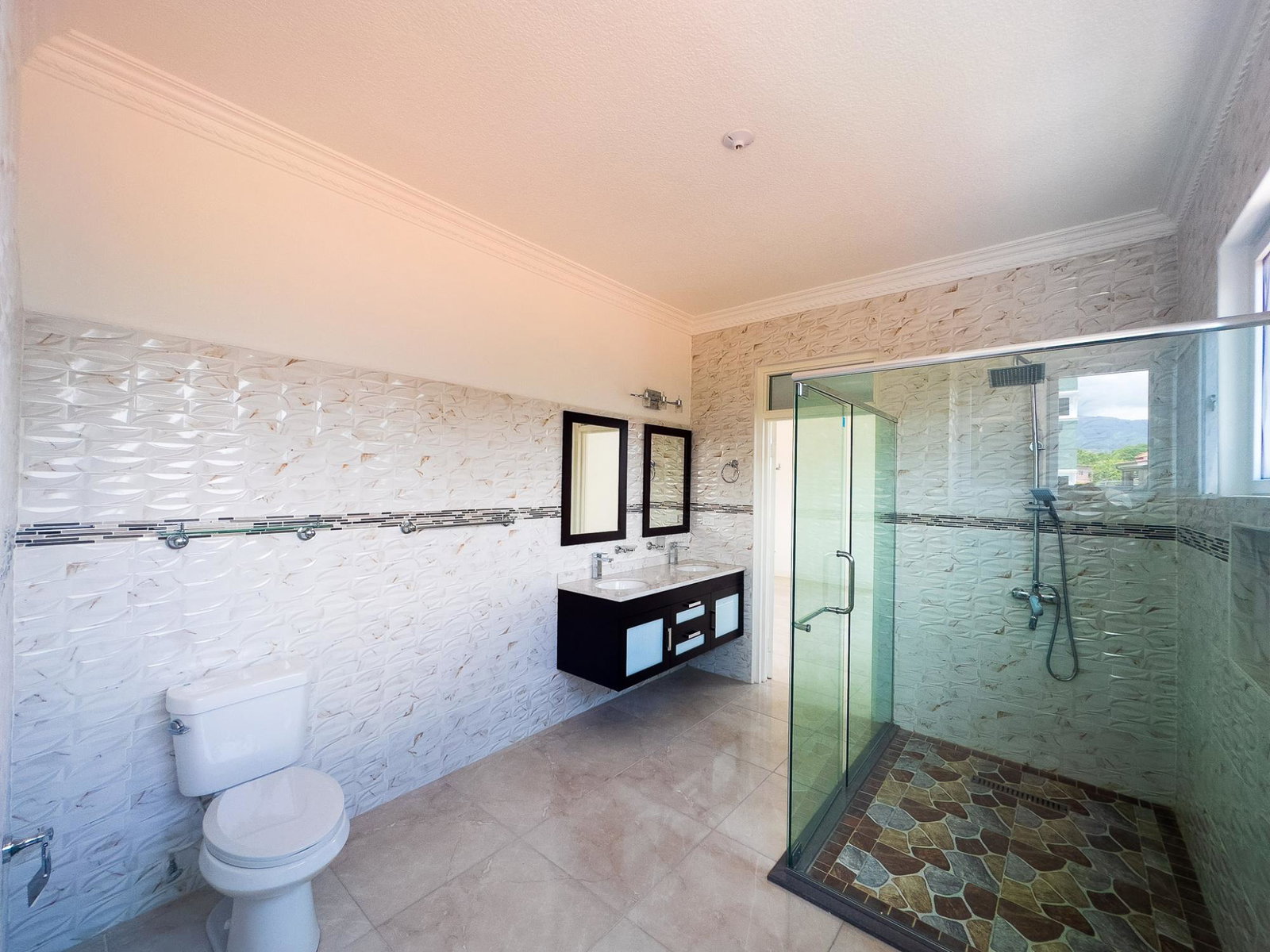 Spacious-2-Bed2.5-Bath-Apartment-for-Rent-in-St.-Andrew-Jamaica Twelfth image of 5-36 Merrivale Avenue in Kingston 8, St. Andrew, Jamaica - property is For Rent
