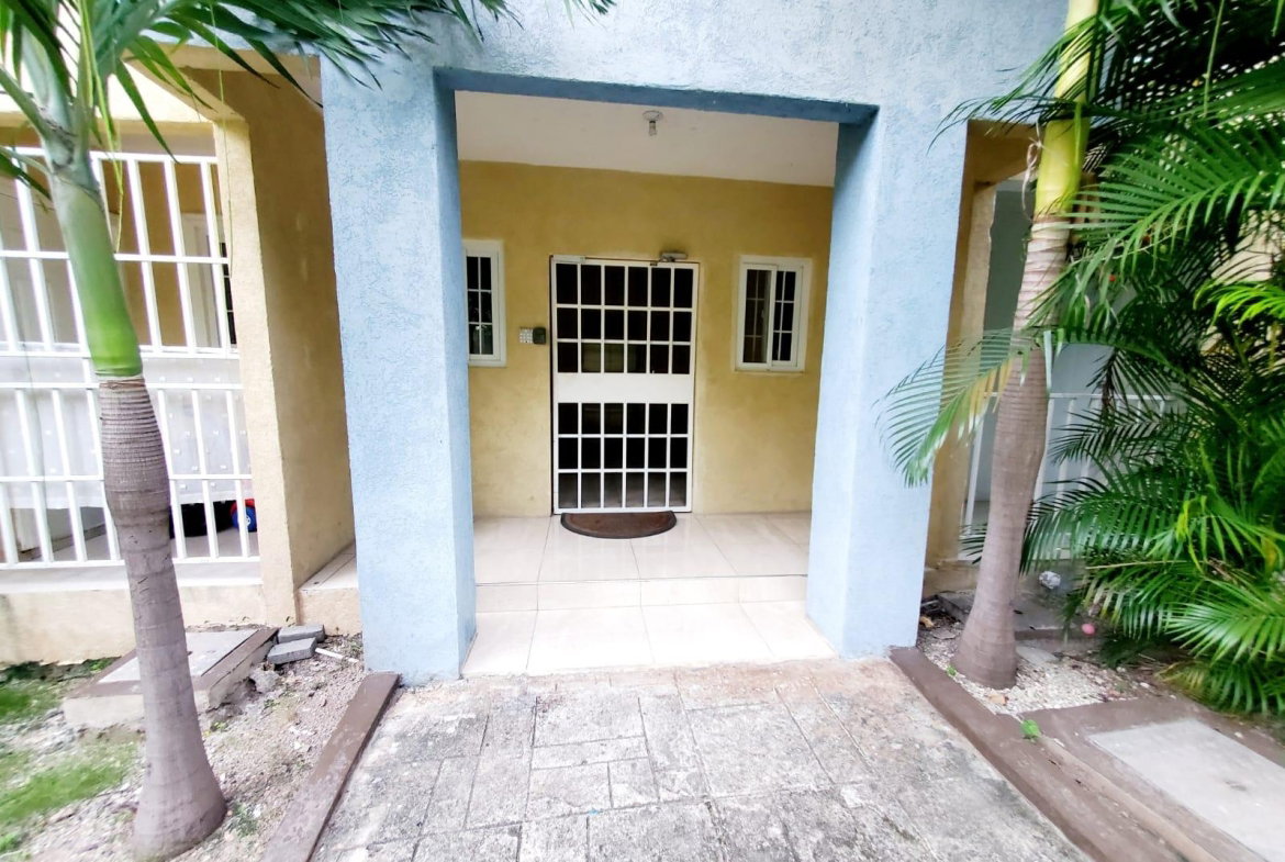 Second image of 4-5-7 Mannings Avenue in Kingston 8, St. Andrew, Jamaica - property is For Rent