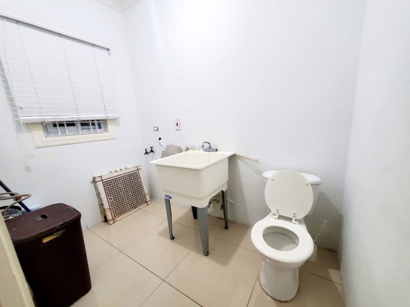 Fourteenth image of 4-5-7 Mannings Avenue in Kingston 8, St. Andrew, Jamaica - property is For Rent