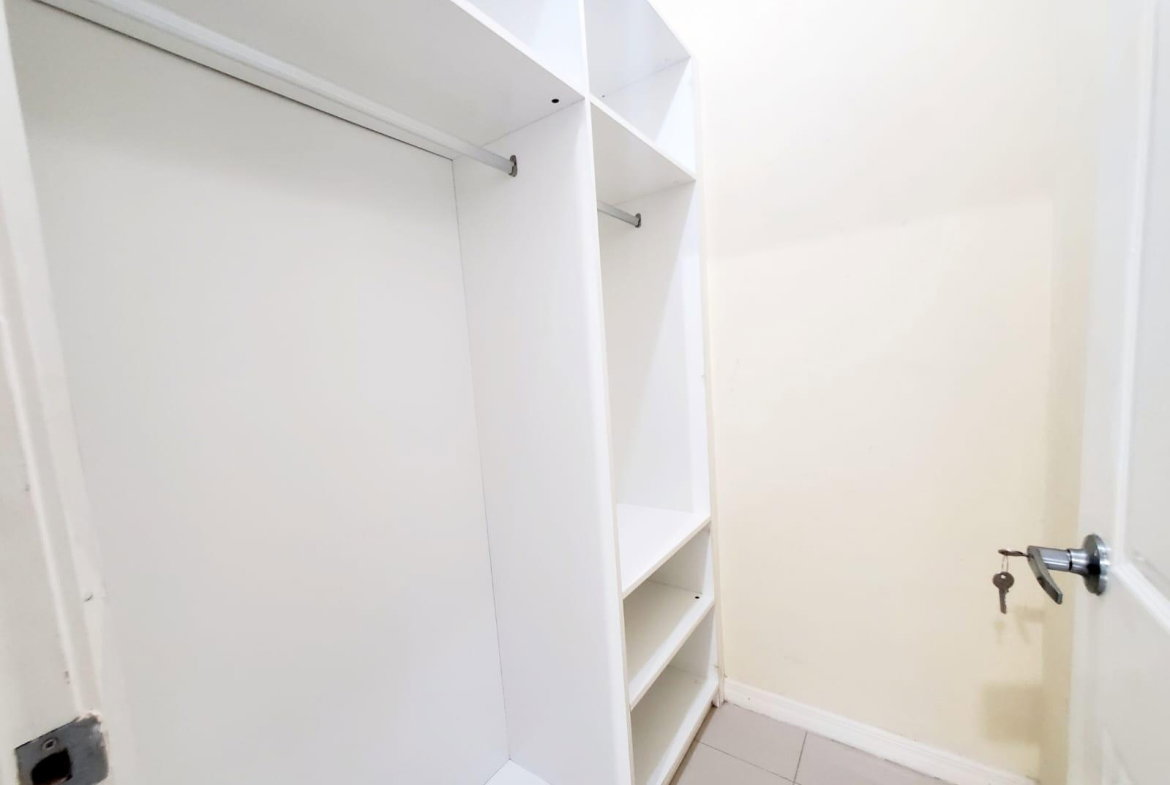 Eighth image of 4-5-7 Mannings Avenue in Kingston 8, St. Andrew, Jamaica - property is For Rent