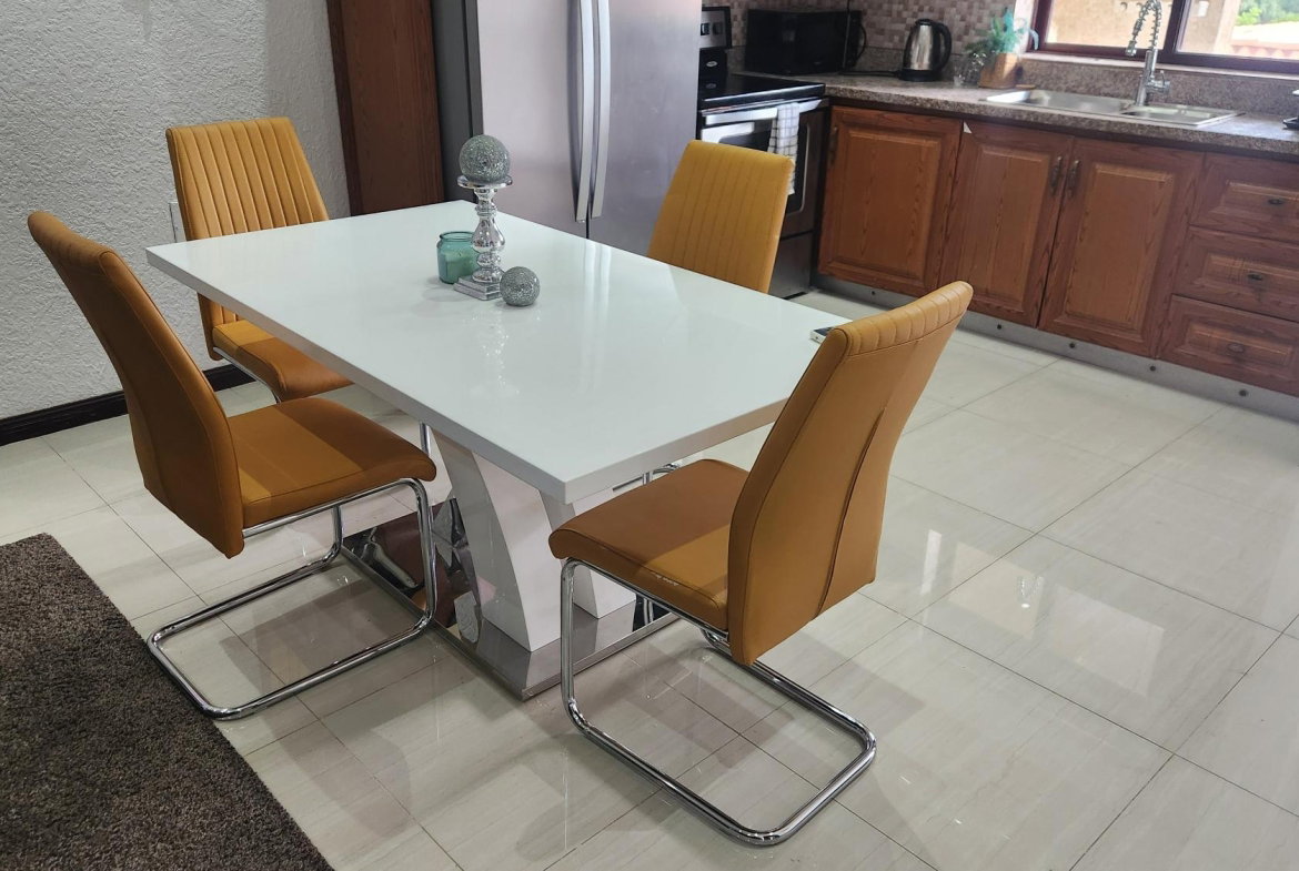 Thirteenth image of 16-10 Richings Avenue in Kingston 6, St. Andrew, Jamaica - property is For Rent