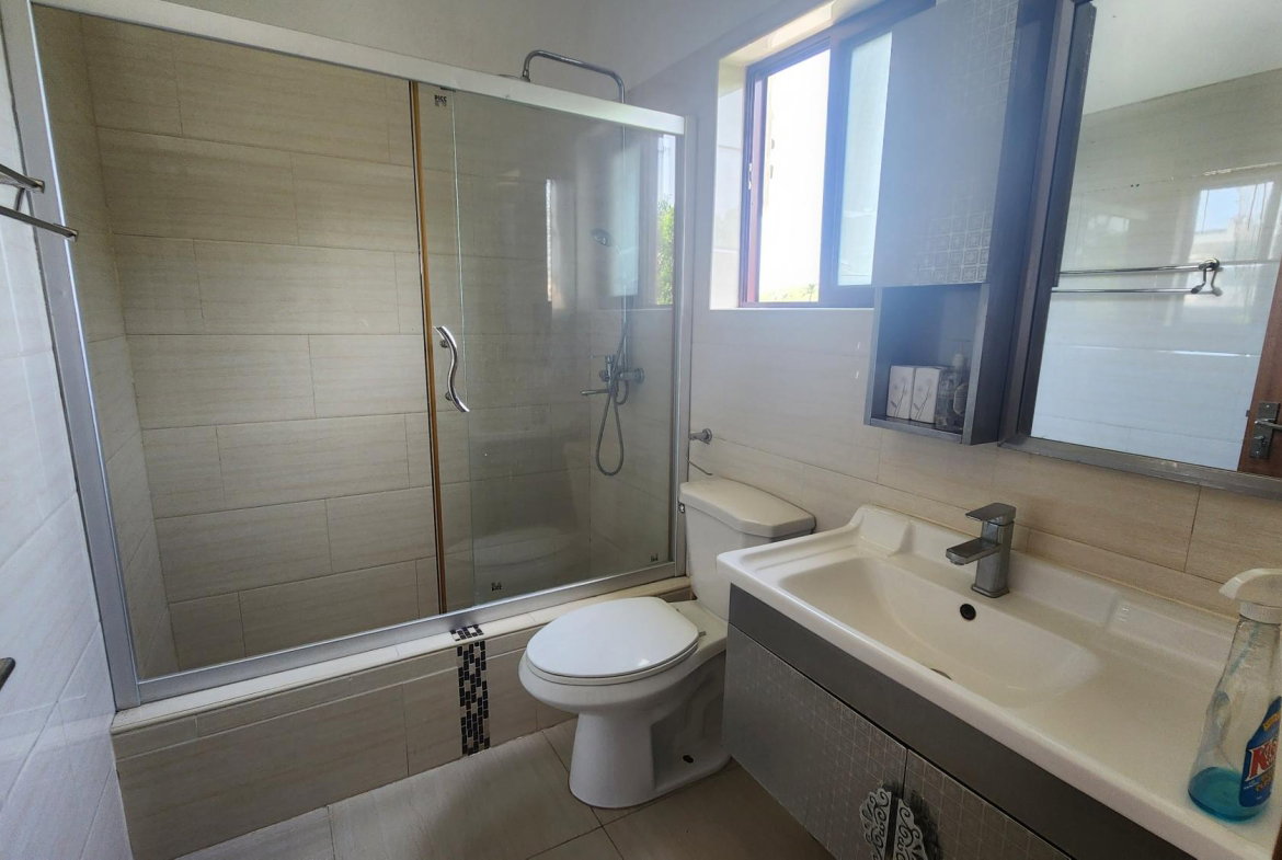 Sixth image of 16-10 Richings Avenue in Kingston 6, St. Andrew, Jamaica - property is For Rent