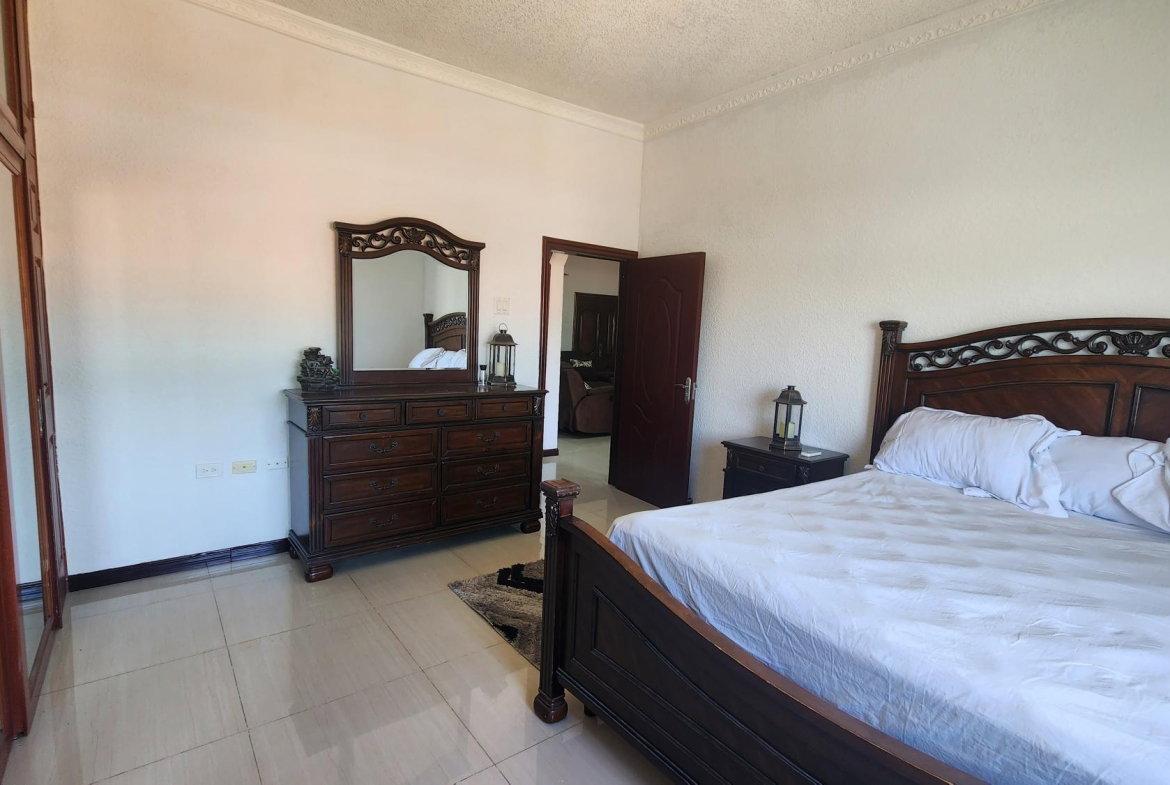 Ninth image of 16-10 Richings Avenue in Kingston 6, St. Andrew, Jamaica - property is For Rent