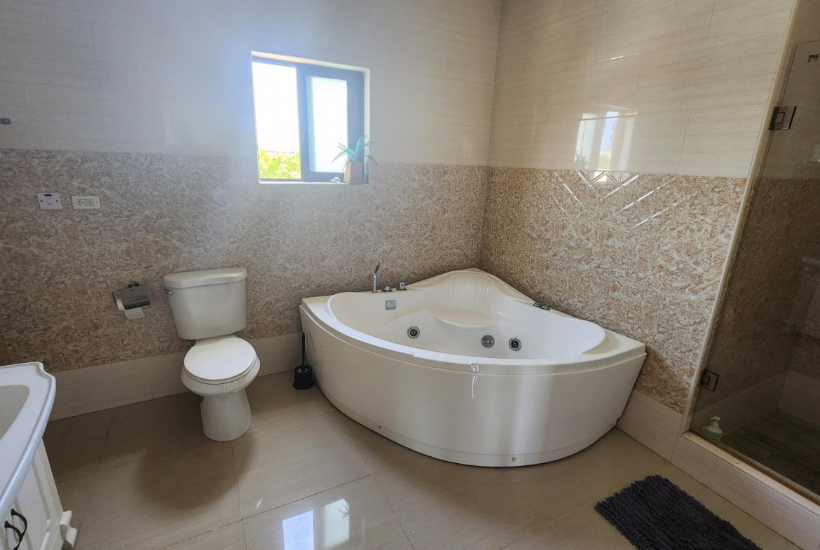 Tenth image of 16-10 Richings Avenue in Kingston 6, St. Andrew, Jamaica - property is For Rent