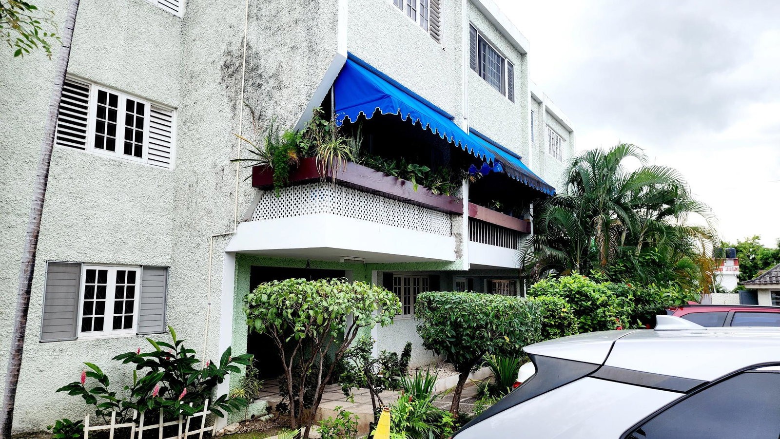 First image of 1a-14 Clieveden Avenue in Kingston 6, St. Andrew, Jamaica - property is For Rent