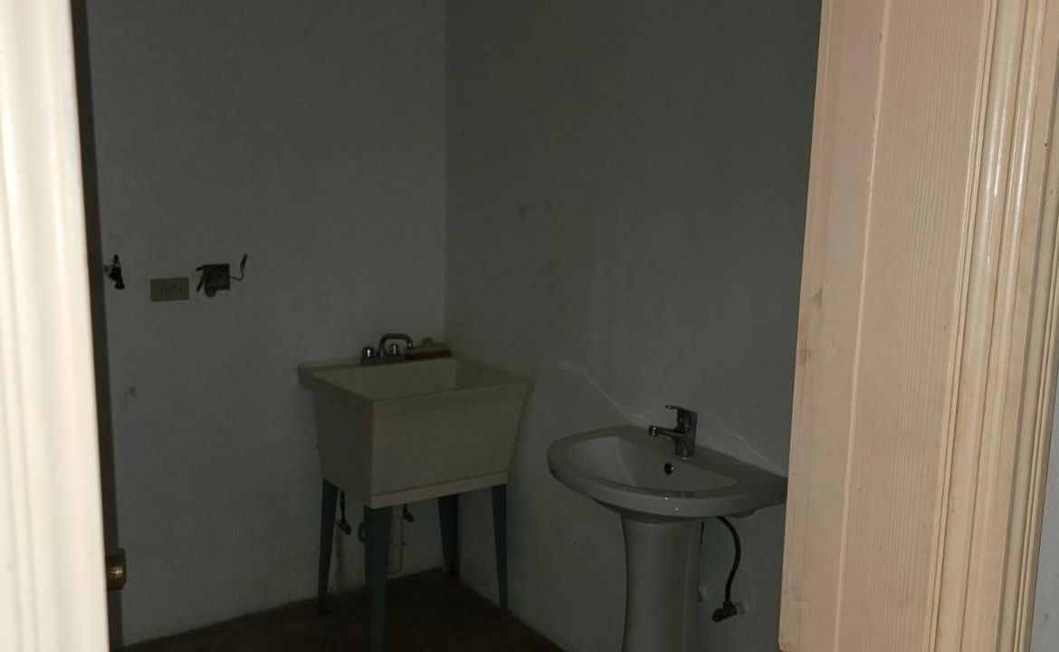 Spacious-2-Bedroom-Apartment-for-Sale-in-Brentwood-Terrace-Red-Hills Seventeenth image of 18-12a Brentwood Terrace in Kingston 19, St. Andrew, Jamaica - property is For Sale