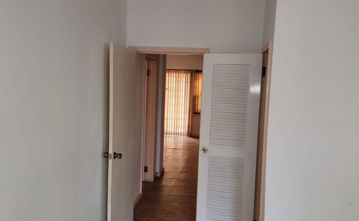 Spacious-2-Bedroom-Apartment-for-Sale-in-Brentwood-Terrace-Red-Hills Twenty-Fifth image of 18-12a Brentwood Terrace in Kingston 19, St. Andrew, Jamaica - property is For Sale