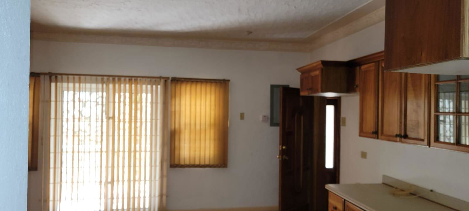 Spacious-2-Bedroom-Apartment-for-Sale-in-Brentwood-Terrace-Red-Hills Twenty-Eighth image of 18-12a Brentwood Terrace in Kingston 19, St. Andrew, Jamaica - property is For Sale