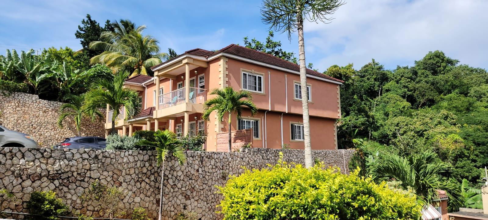 Spacious-2-Bedroom-Apartment-for-Sale-in-Brentwood-Terrace-Red-Hills Thirtieth image of 18-12a Brentwood Terrace in Kingston 19, St. Andrew, Jamaica - property is For Sale