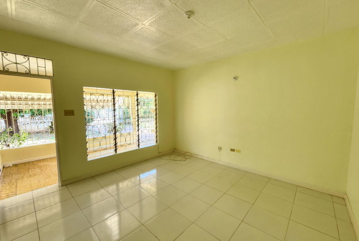 Eleventh image of B-17 Colliston Drive in Kingston 10, St. Andrew, Jamaica - property is For Rent