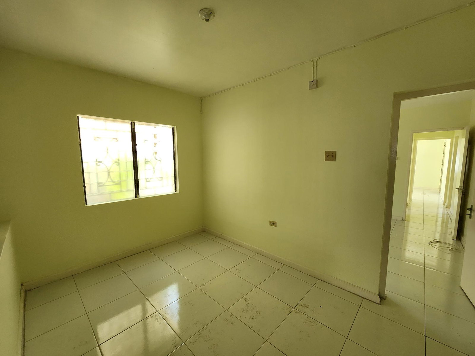 Fifth image of B-17 Colliston Drive in Kingston 10, St. Andrew, Jamaica - property is For Rent