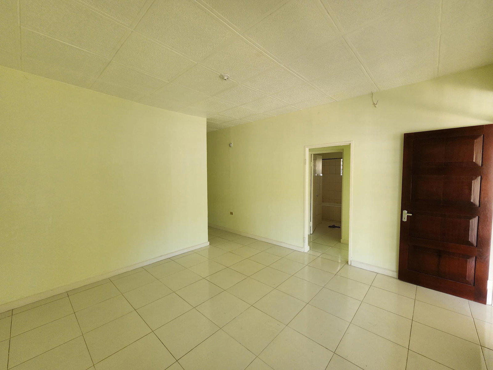 Ninth image of B-17 Colliston Drive in Kingston 10, St. Andrew, Jamaica - property is For Rent