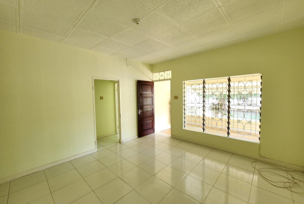 Tenth image of B-17 Colliston Drive in Kingston 10, St. Andrew, Jamaica - property is For Rent