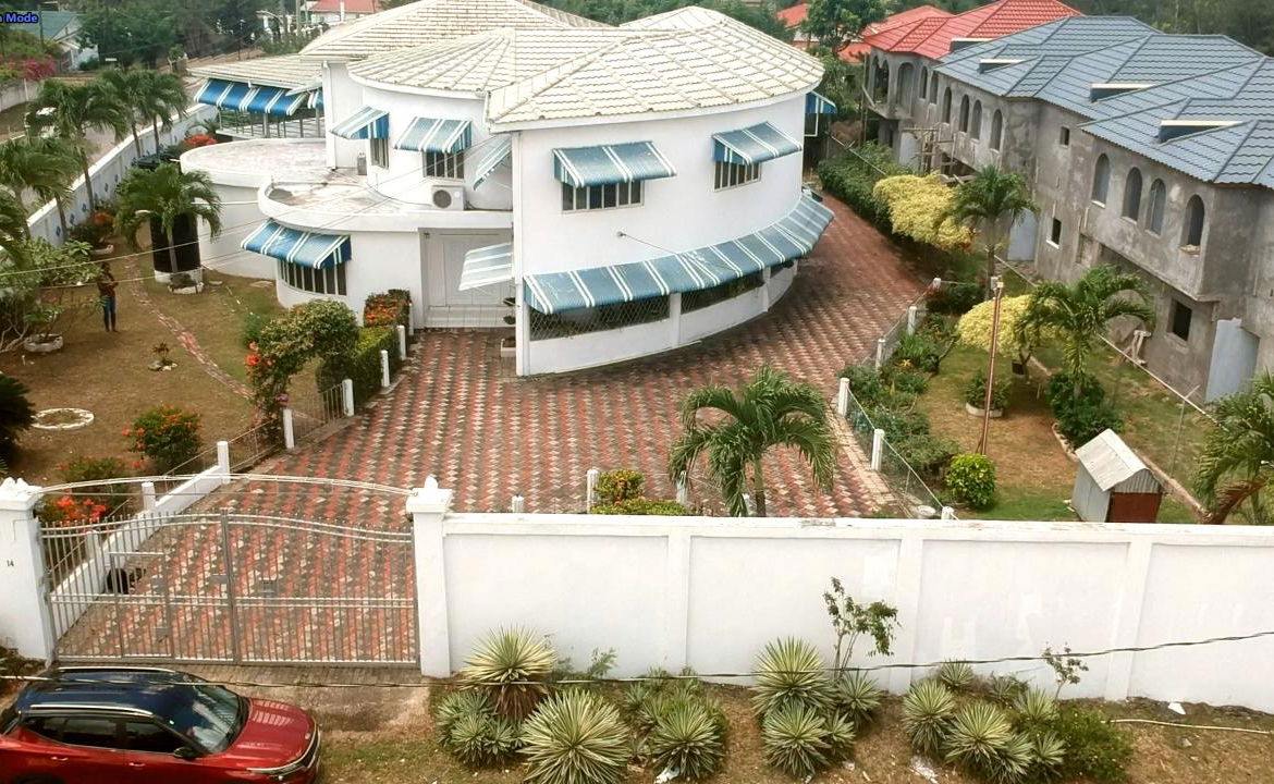 Second image of 14 Glenmuir Road in May Pen, Clarendon, Jamaica - property is For Sale