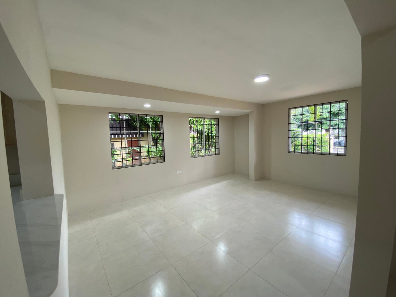 Ninth image of 9 West Kings House Close in Kingston 10, St. Andrew, Jamaica - property is For Sale