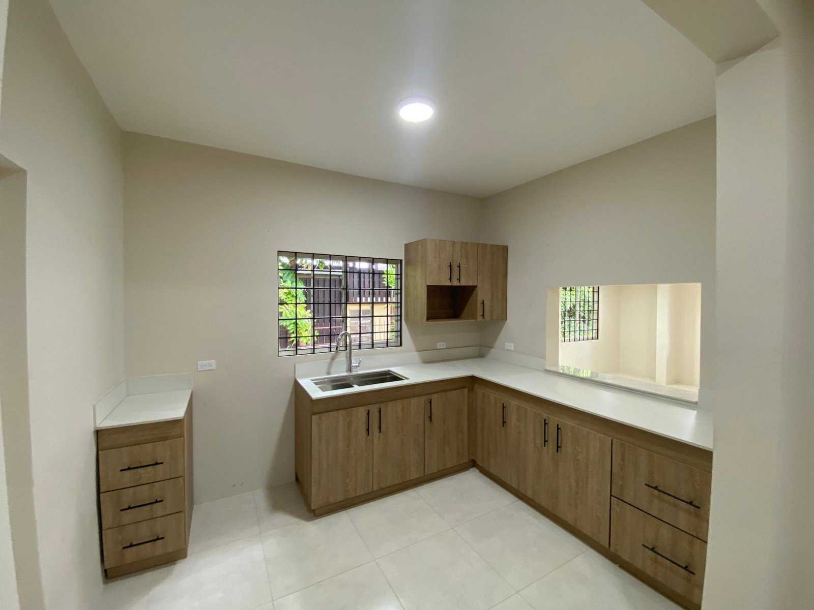 Tenth image of 9 West Kings House Close in Kingston 10, St. Andrew, Jamaica - property is For Sale