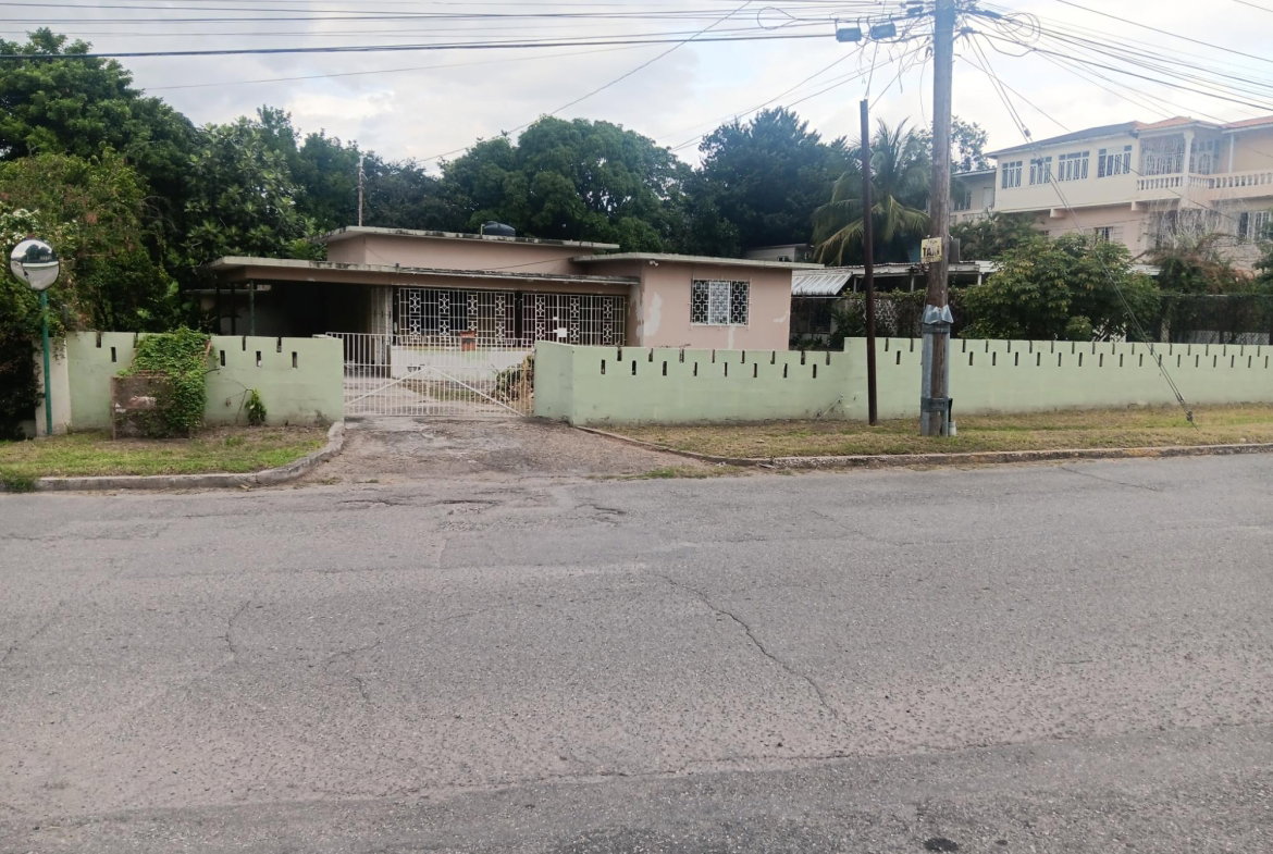First image of 4 Karachi Avenue in Kingston 6, St. Andrew, Jamaica - property is For Rent