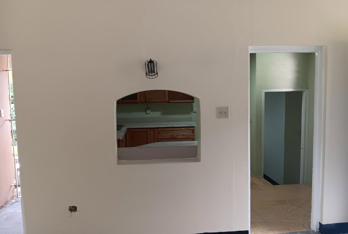 Seventh image of 4 Karachi Avenue in Kingston 6, St. Andrew, Jamaica - property is For Rent