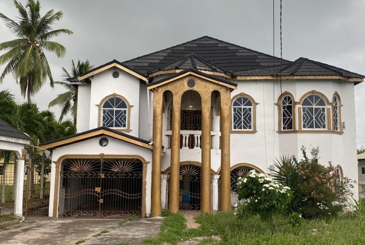 Seventh image of Cornpiece, Hayes, in Hayes, Clarendon, Jamaica - property is For Sale