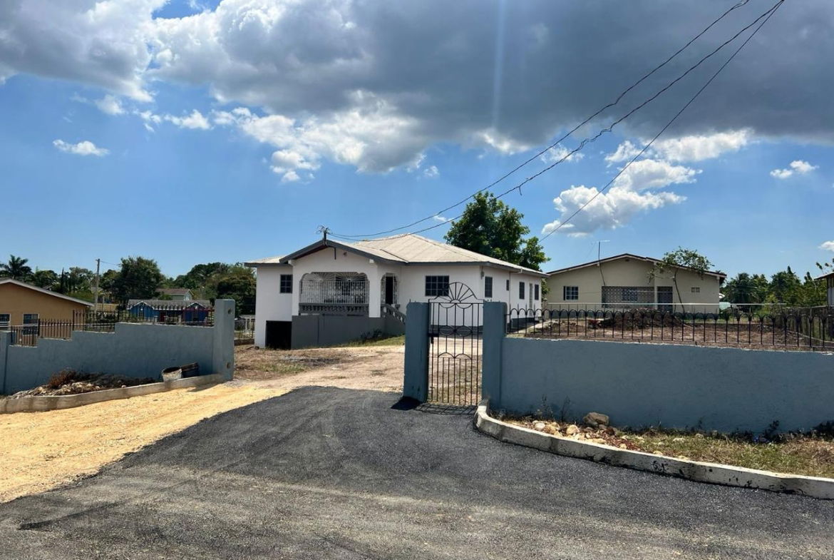 Second image of 4 Montclair Heights in May Pen, Clarendon, Jamaica - property is For Sale