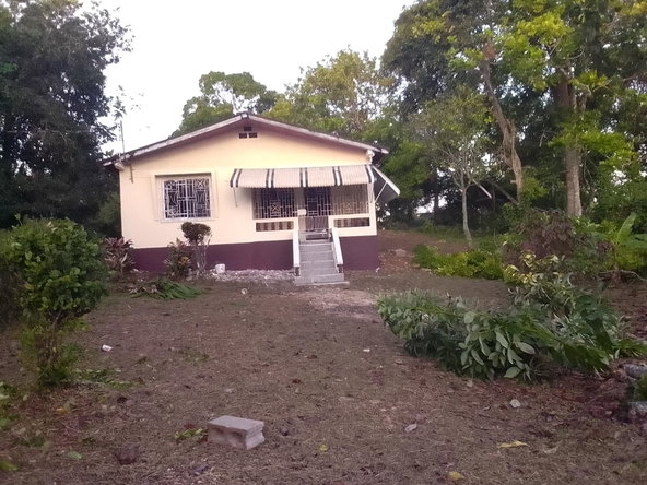 First image of Pond Road in CHAPELTON, Clarendon, Jamaica - property is For Rent