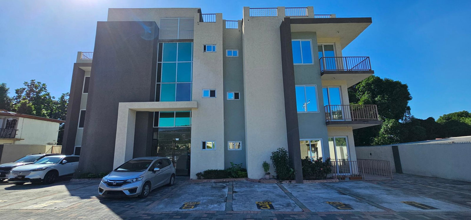 Stunning-2-Bedroom-Apartment-for-Sale-in-St.-Andrew-Jamaica Second image of 21 Knightsdale Drive in Kingston 19, St. Andrew, Jamaica - property is For Sale
