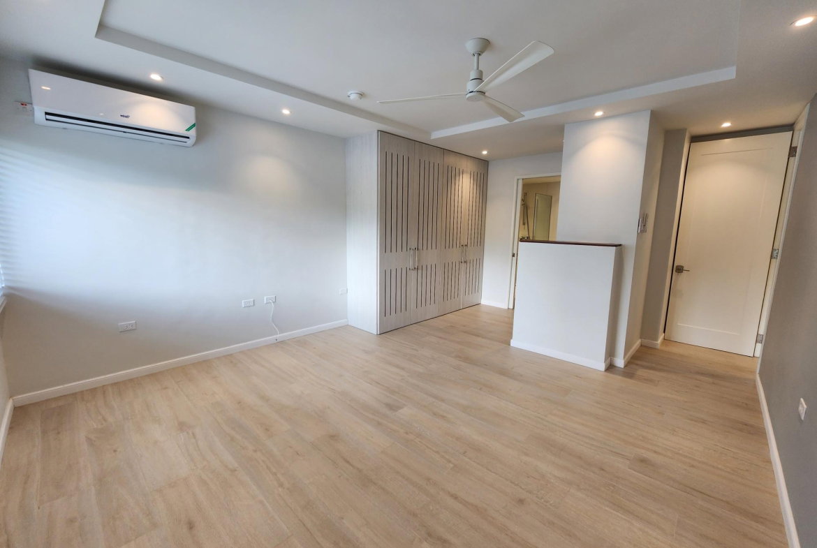 Twelfth image of 2c- Manor Court Apartments in Kingston 8, St. Andrew, Jamaica - property is For Rent
