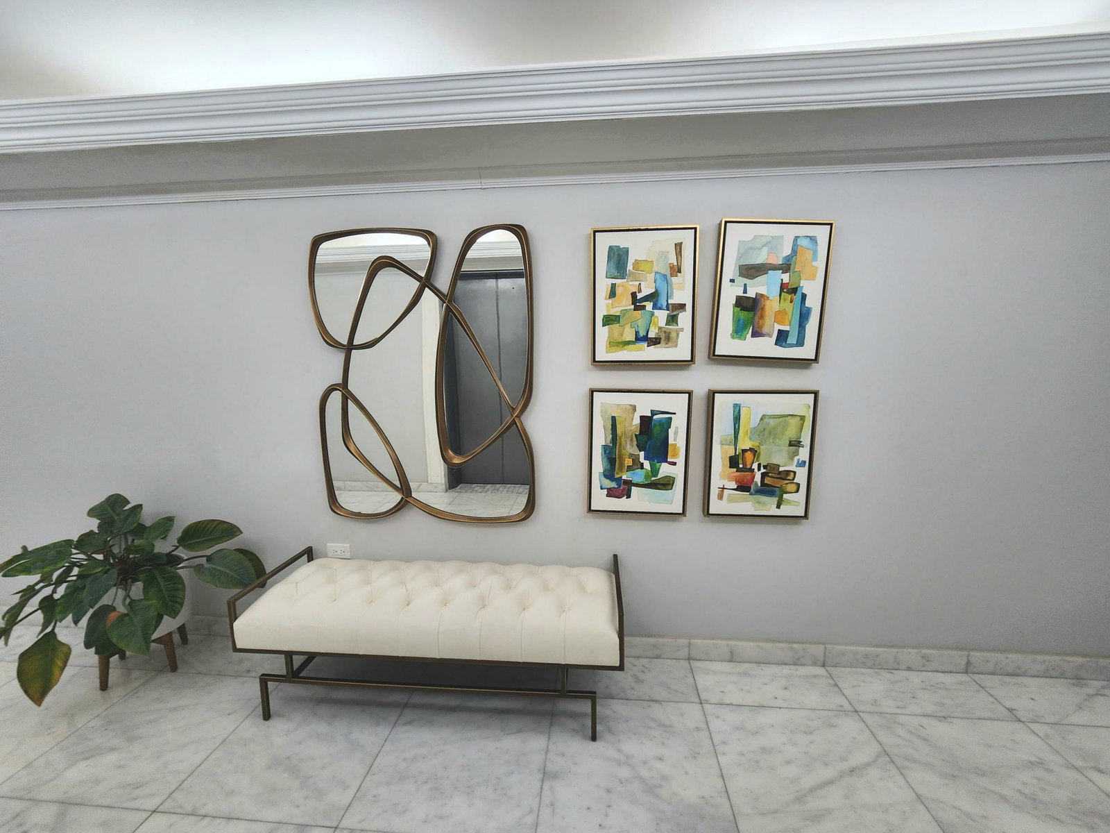 Twenty-First image of 2c- Manor Court Apartments in Kingston 8, St. Andrew, Jamaica - property is For Rent