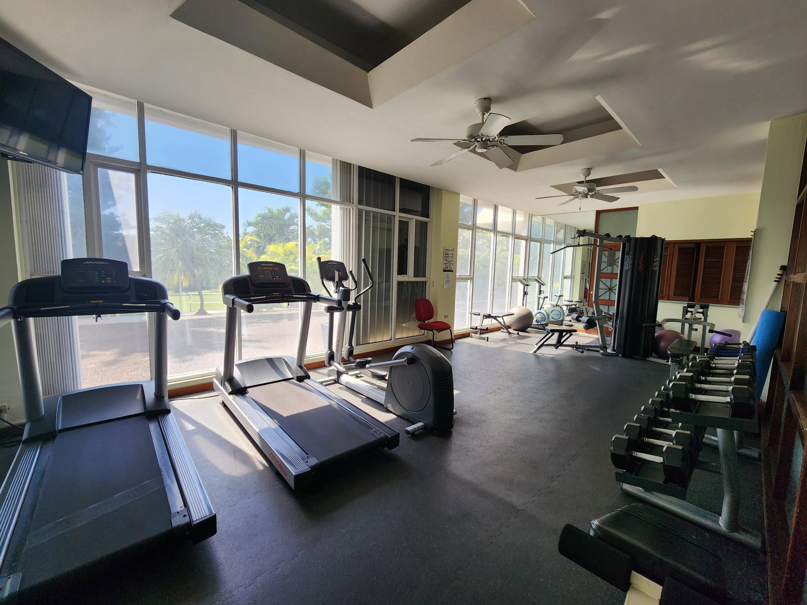 Twenty-Fifth image of 2c- Manor Court Apartments in Kingston 8, St. Andrew, Jamaica - property is For Rent